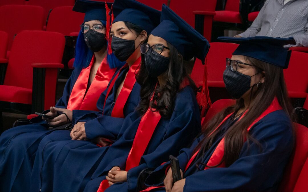 Concluye estudios de bachillerato primer generación de la escuela hogar “El buen Pastor”
