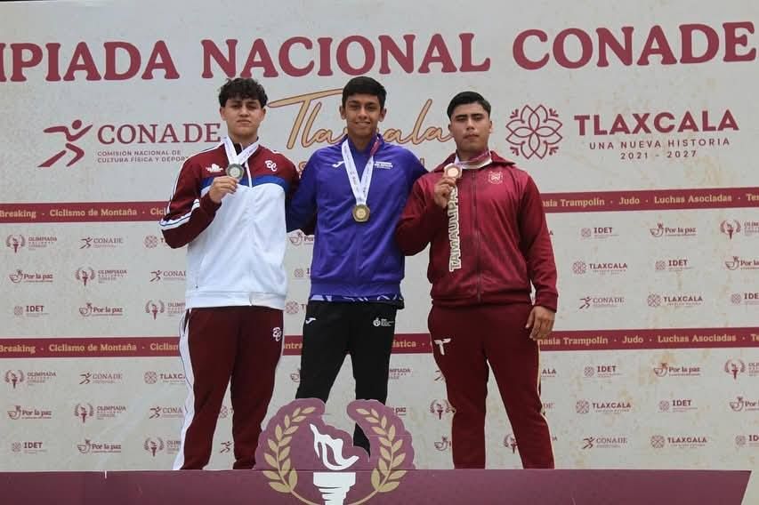 Obtuvimos el subcampeonato nacional de lanzamiento de disco en los juegos CONADE