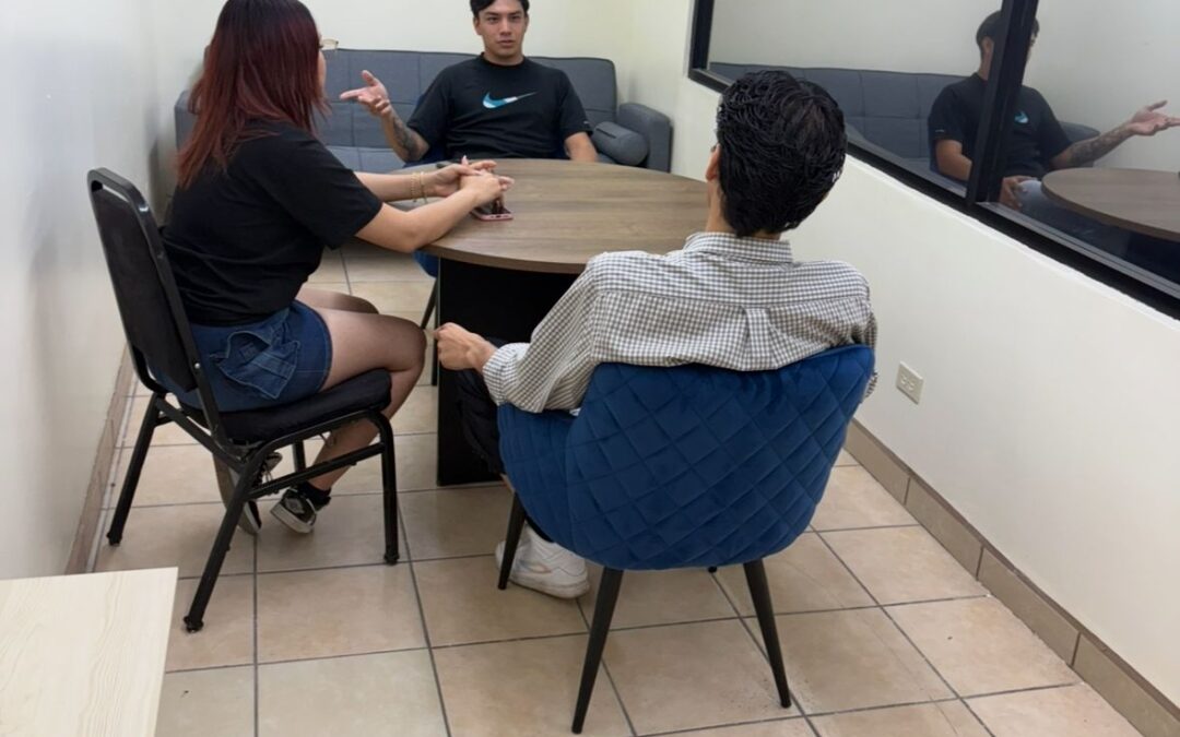 Futuros Abogados de la Universidad 16 de Septiembre practican la Mediación en la Clase de Argumentación Oral