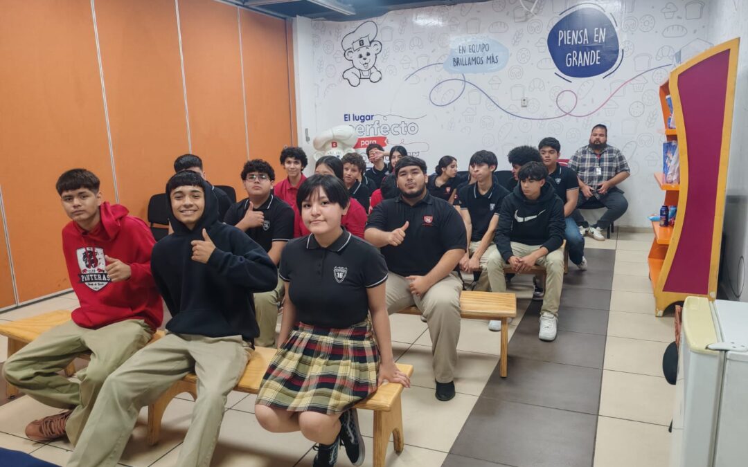 Visitas Industriales a Grupo Bimbo: Un Mes de Aprendizajes para Nuestra Comunidad Estudiantil