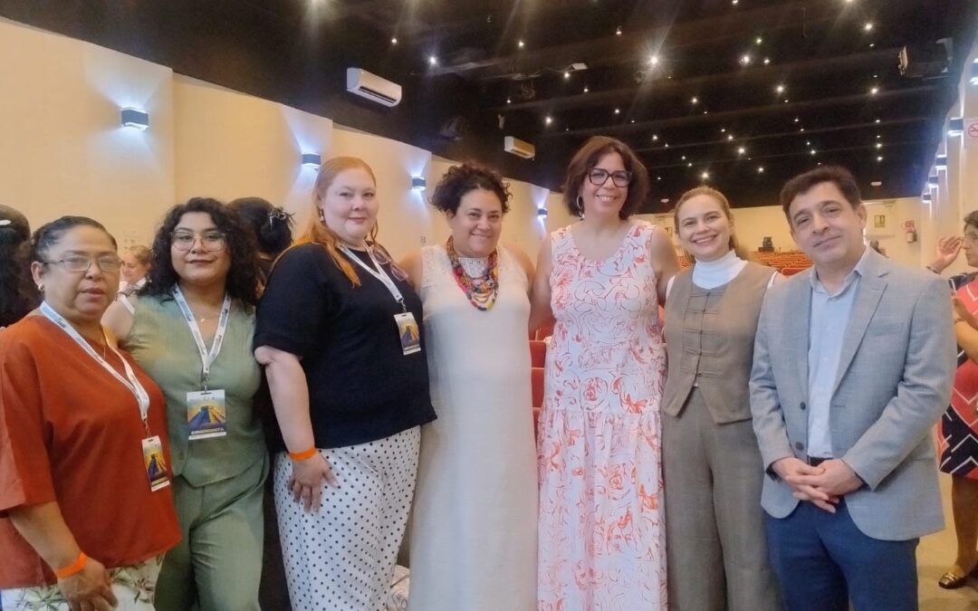 Docentes de Universidad 16 de Septiembre fortalecen la formación en Enfermería durante congreso nacional e internacional en Yucatán